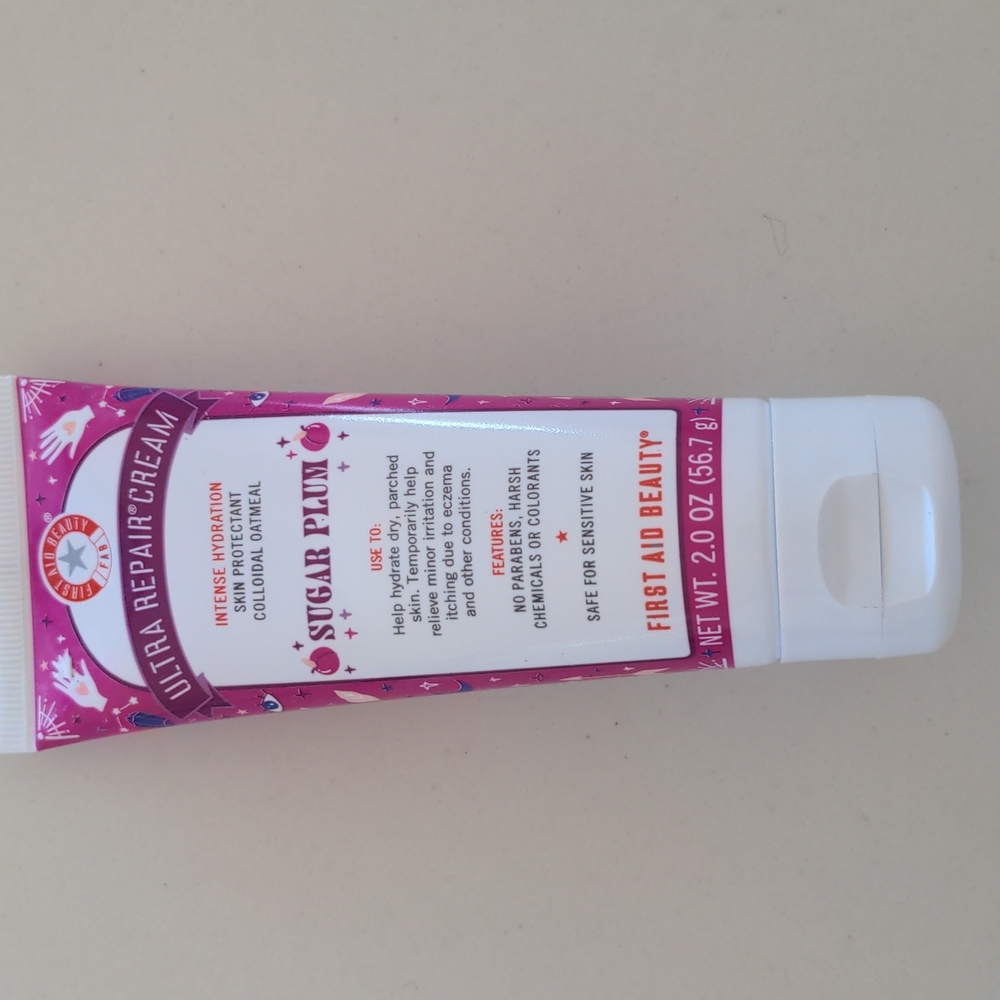 First aid beauty ultra repair cream sugar plum,NWT